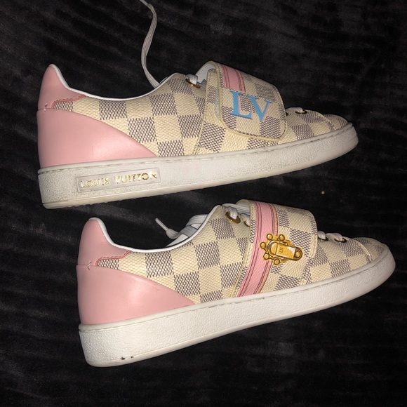 Frontrow Louis Vuitton Sneakers - Picture 3 of 4